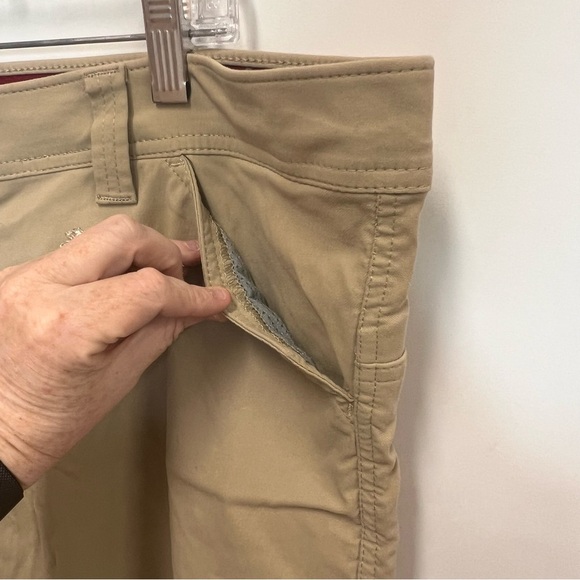 Wrangler Outdoor Confort Waist Shorts, flat front size men’s 40 - Picture 6 of 14